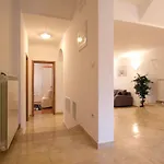 Apartman 2 Bedroom Lovely In Póla