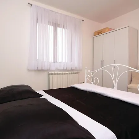 2 Bedroom In アパート *